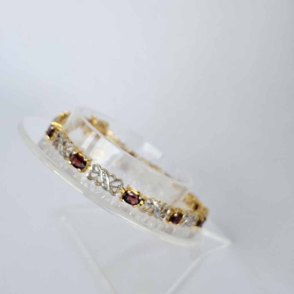 Beautiful Genuine Red Garnet & Diamond Tennis Bracelet 14K Vermeil. - Picture 3 of 6